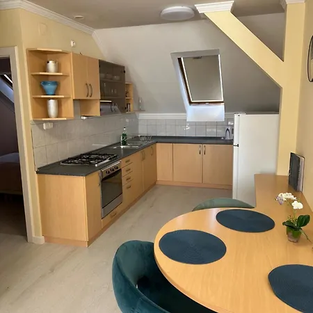 Forras فندق Komárom