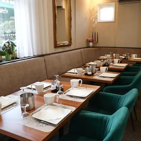 Hotel Forras Komárom