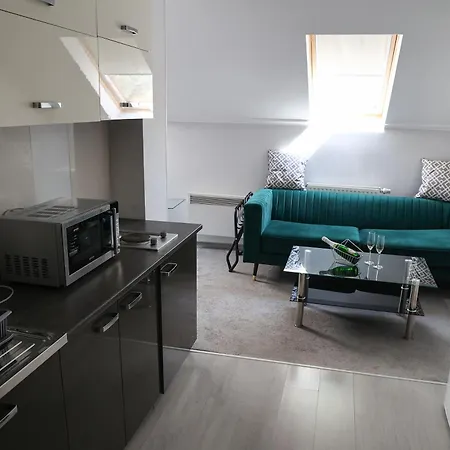 Forras 3* Komarom