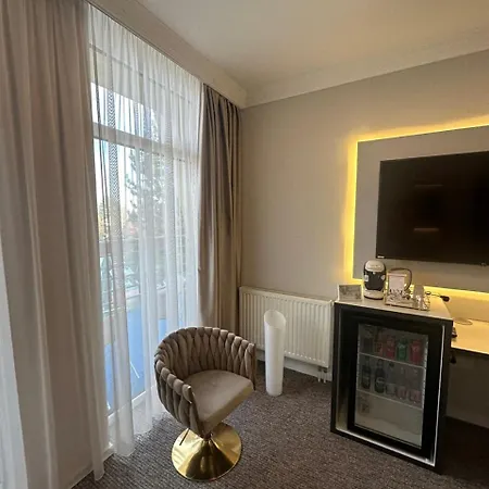 Hotel Forras Komarom