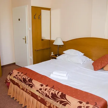 Hotel Forras 3*