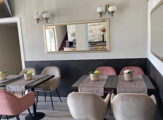 Forras Hotel